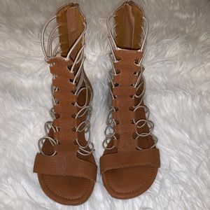 🌼 BEAUTIFUL MIA DOMINICA SANDALS!! 🌼